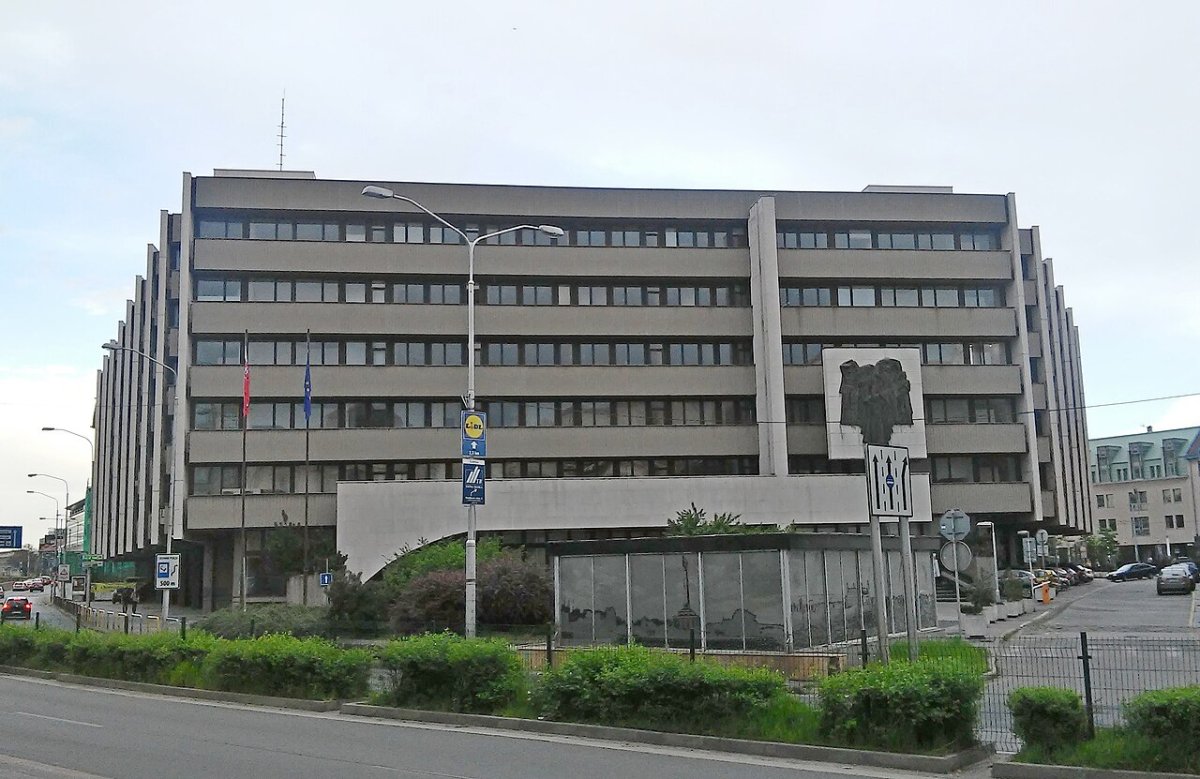 Obnova budovy Najvyššieho súdu ide do súťaže druhýkrát. Pribudol druhý súd a odhad stavby stúpol o dvanásť miliónov